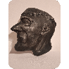 Pensamientos giratorios bajo relieve