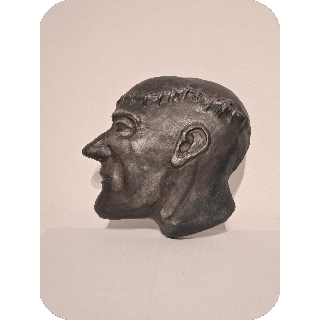 Pensamientos giratorios bajo relieve