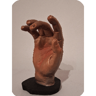 Mano escultura uruguay