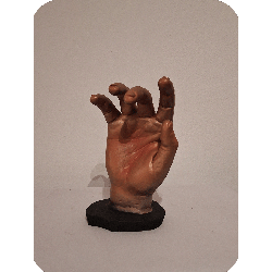 Mano escultura uruguay