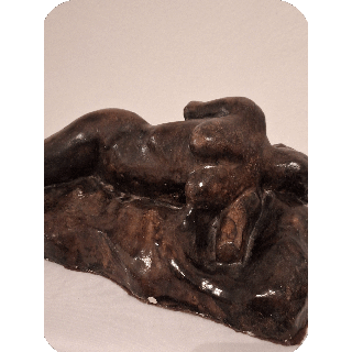 Mujer descansando paz y relajacion